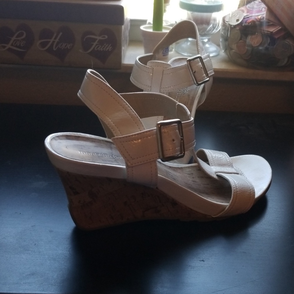 Shoes - Picture 2 of 4